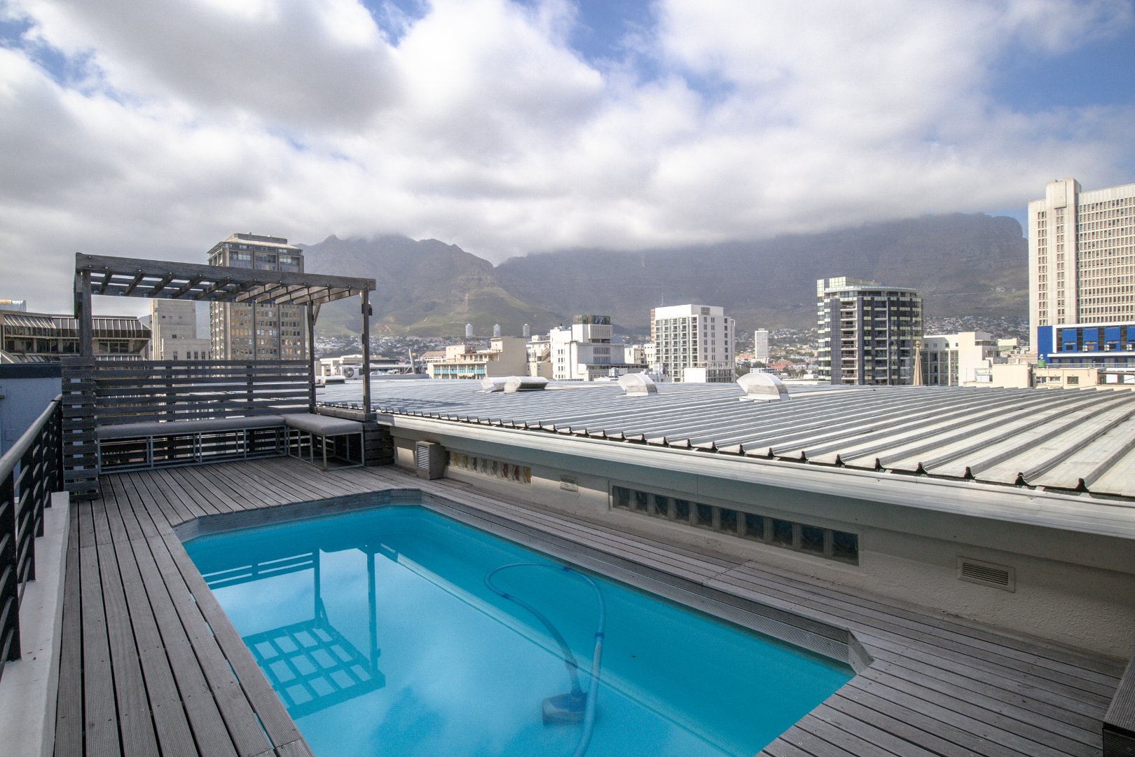 To Let 1 Bedroom Property for Rent in Cape Town City Centre Western Cape